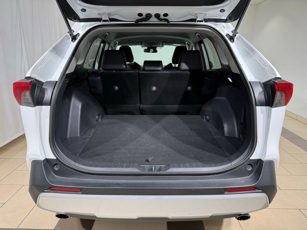 Thumbnail: 2024 Toyota RAV4 - 11