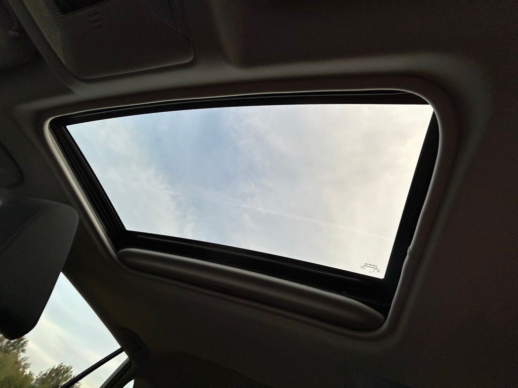 Thumbnail: 2024 Toyota RAV4 - 30