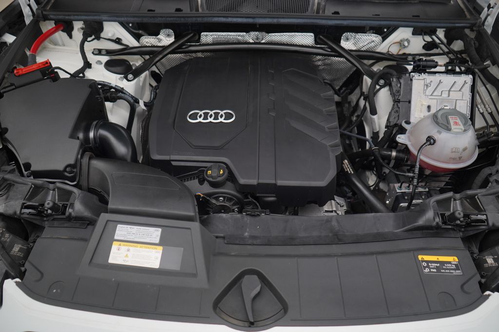 Thumbnail: 2023 Audi Q5 - 13