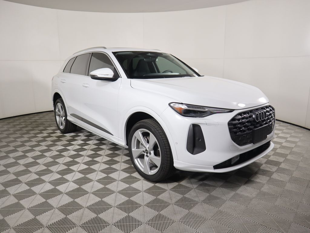 Thumbnail: 2025 Audi Q5 - 3