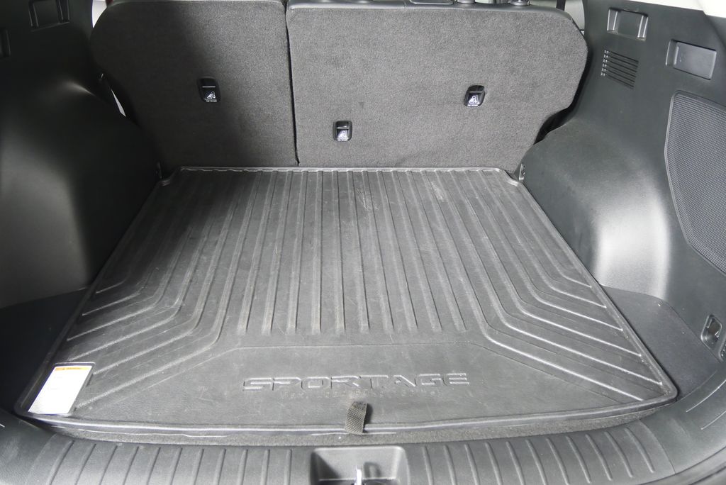 2023 Kia Sportage SX Prestige 17
