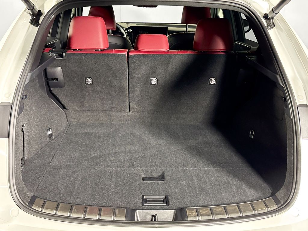 2022 Lexus NX 450h+ Luxury