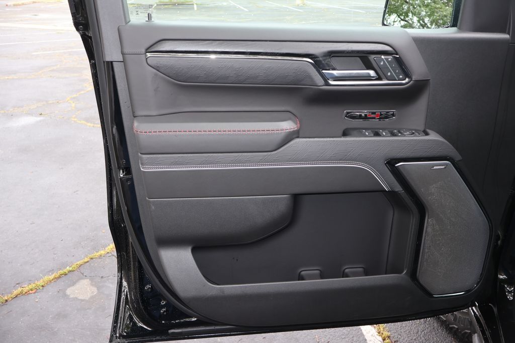 2024 GMC Sierra 1500 AT4X 26