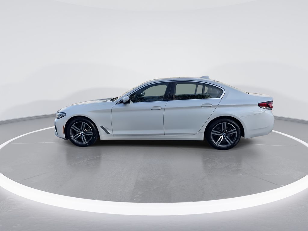 Thumbnail: 2022 BMW 5 Series - 5