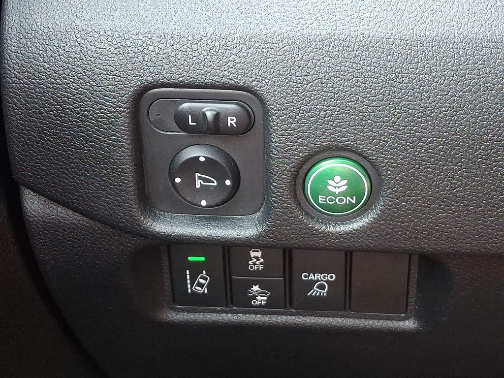 Thumbnail: 2021 Honda Ridgeline - 24