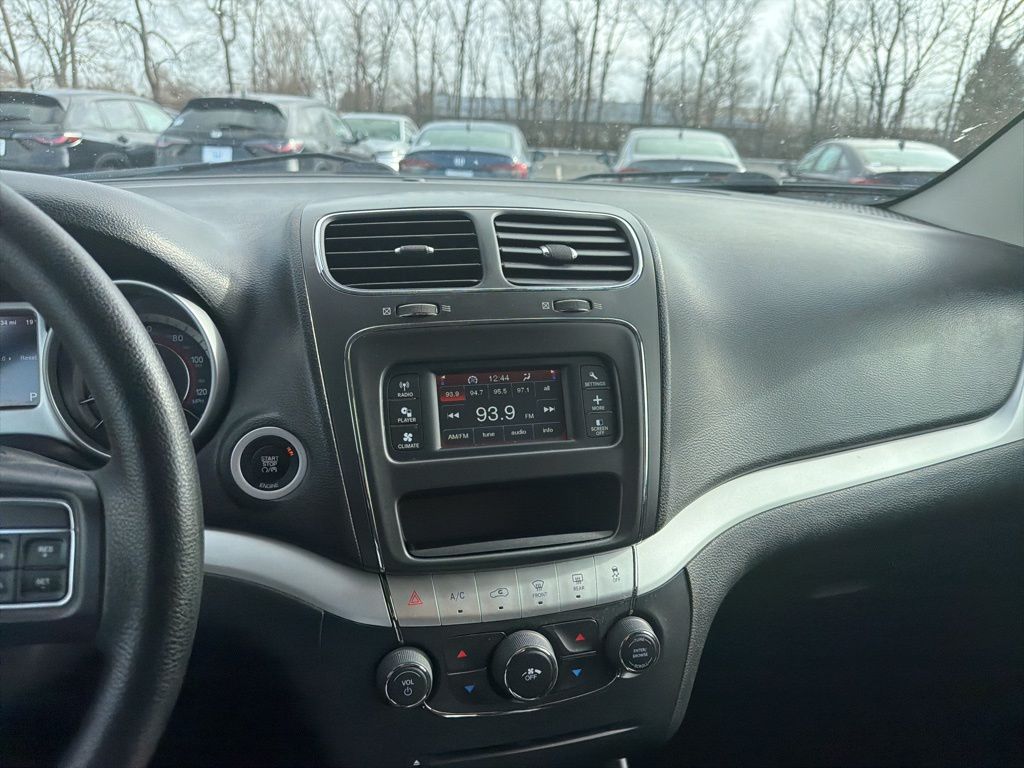 Thumbnail: 2016 Dodge Journey - 14