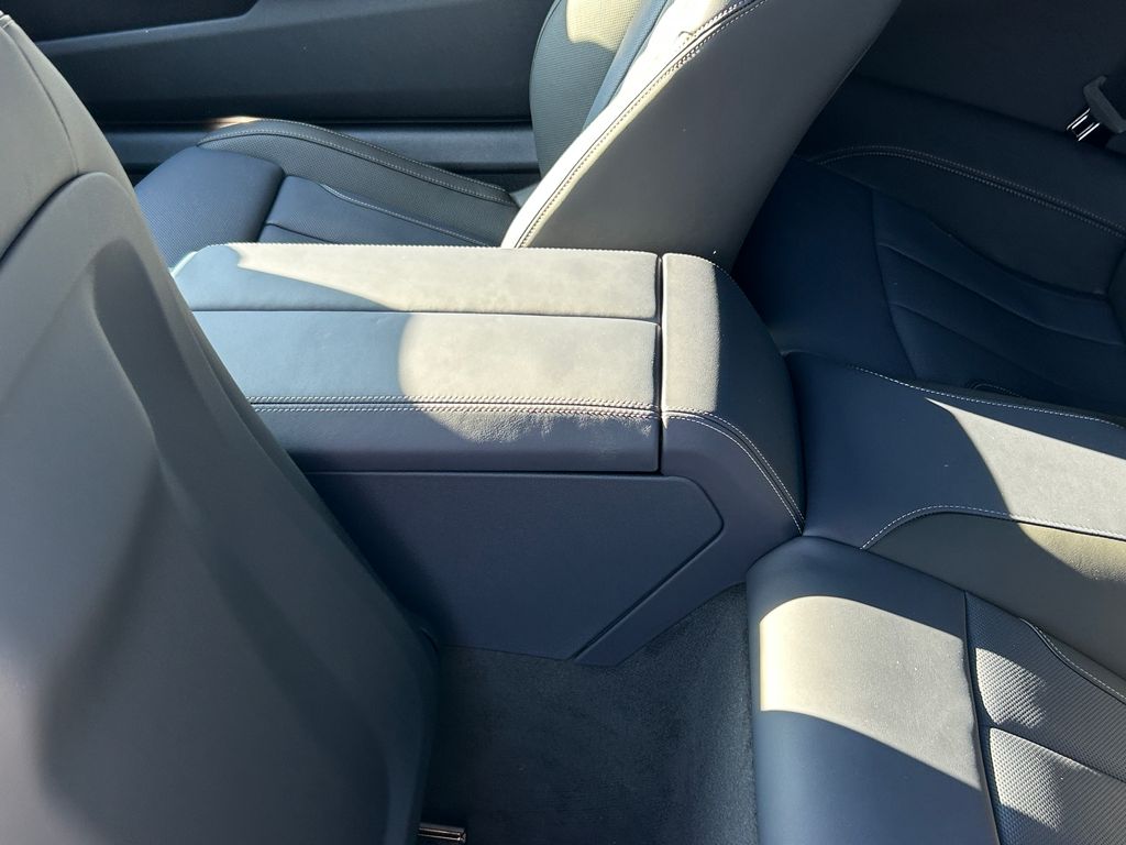 Thumbnail: 2026 BMW 8 Series - 30