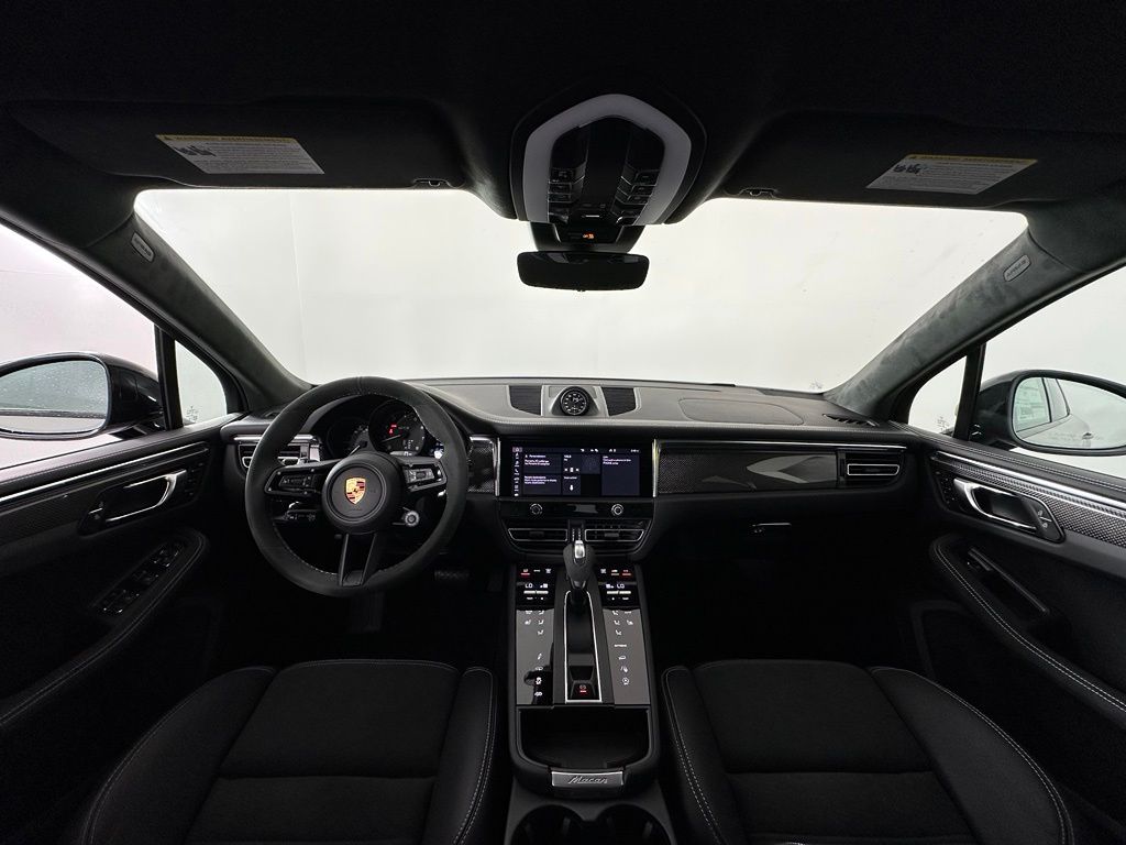 Thumbnail: 2026 Porsche Macan - 6