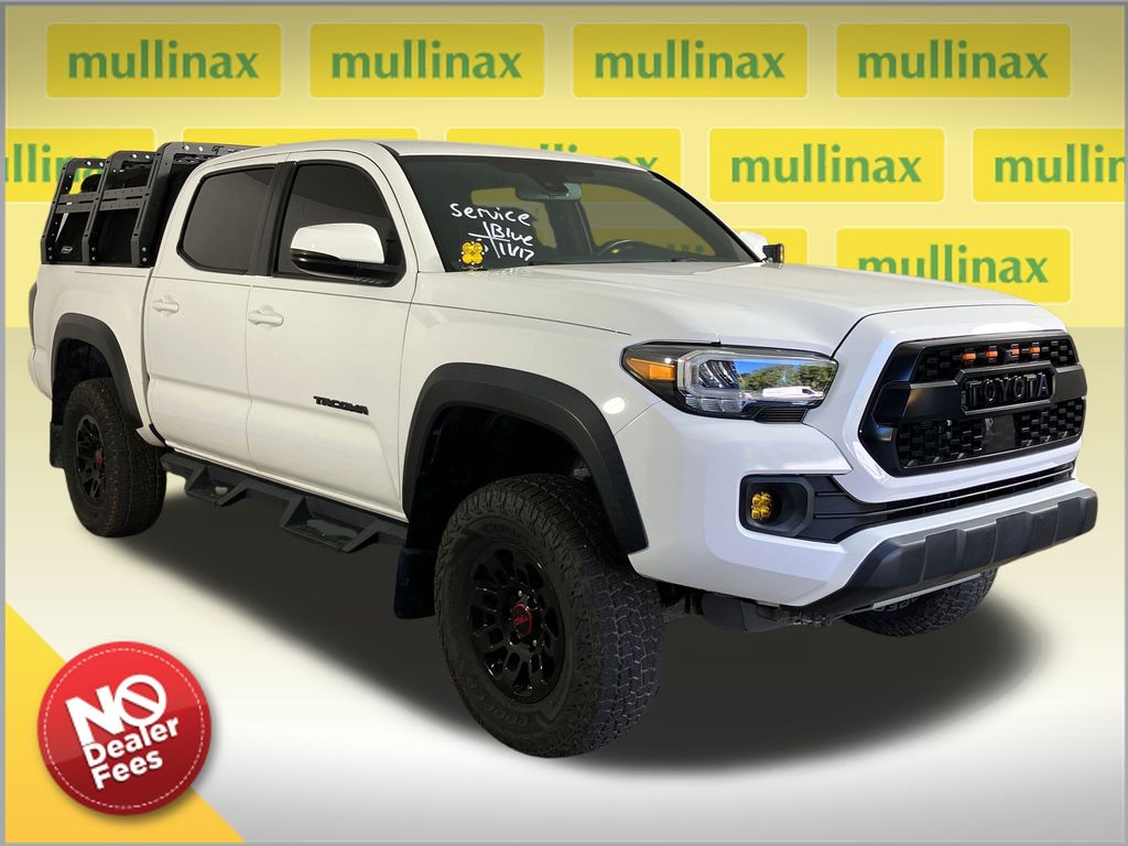 2021 Toyota Tacoma TRD Off Road's photo