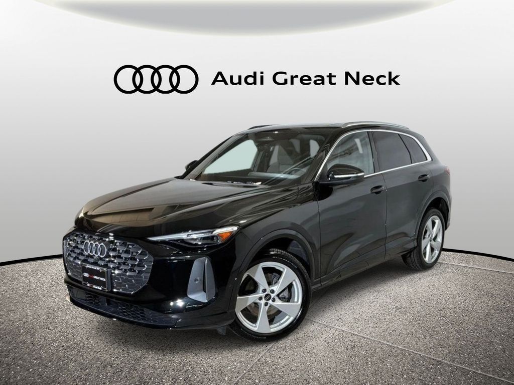 Mythos Black Metallic 2025 Audi Q5 quattro Premium Plus 40 TFSI SUV / Crossover All-Wheel Drive 7-Speed Automatic