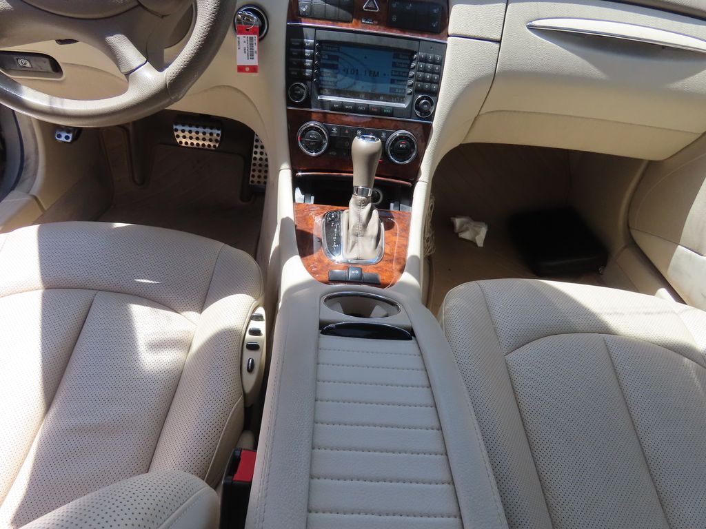 Thumbnail: 2008 Mercedes-Benz CLK - 8