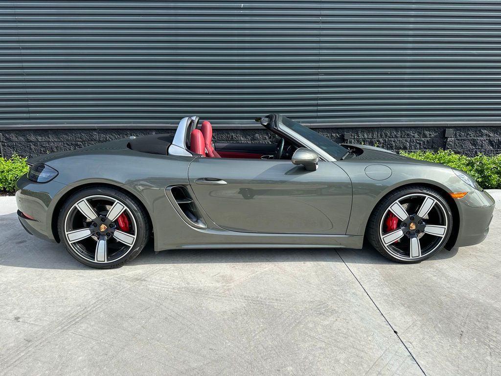 2023 Porsche 718 Boxster GTS 12