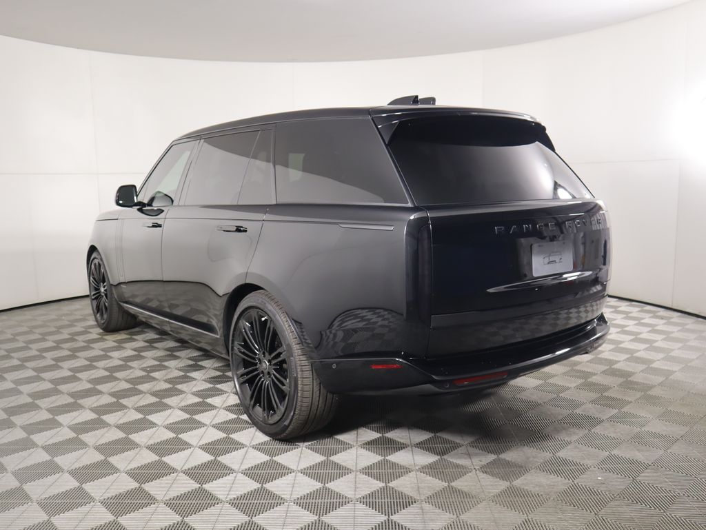 Thumbnail: 2025 Land Rover Range Rover - 7