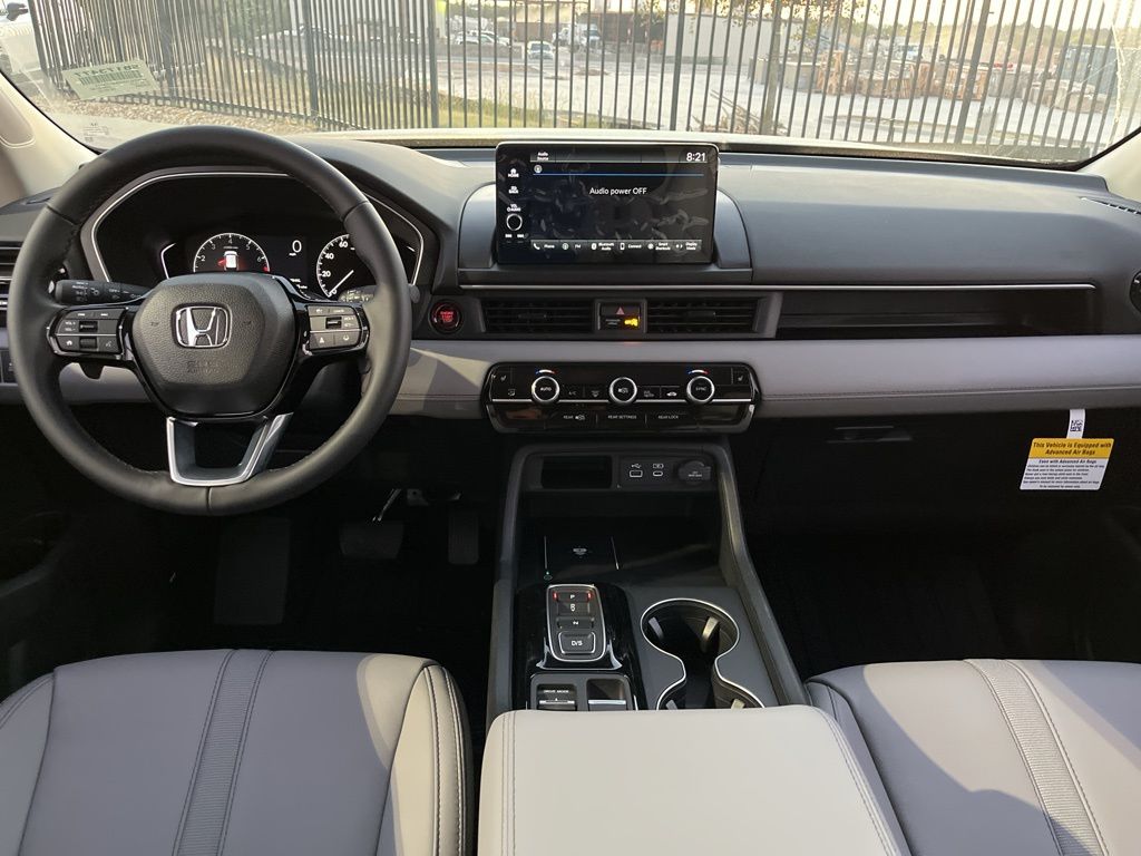 Thumbnail: 2025 Honda Pilot - 9