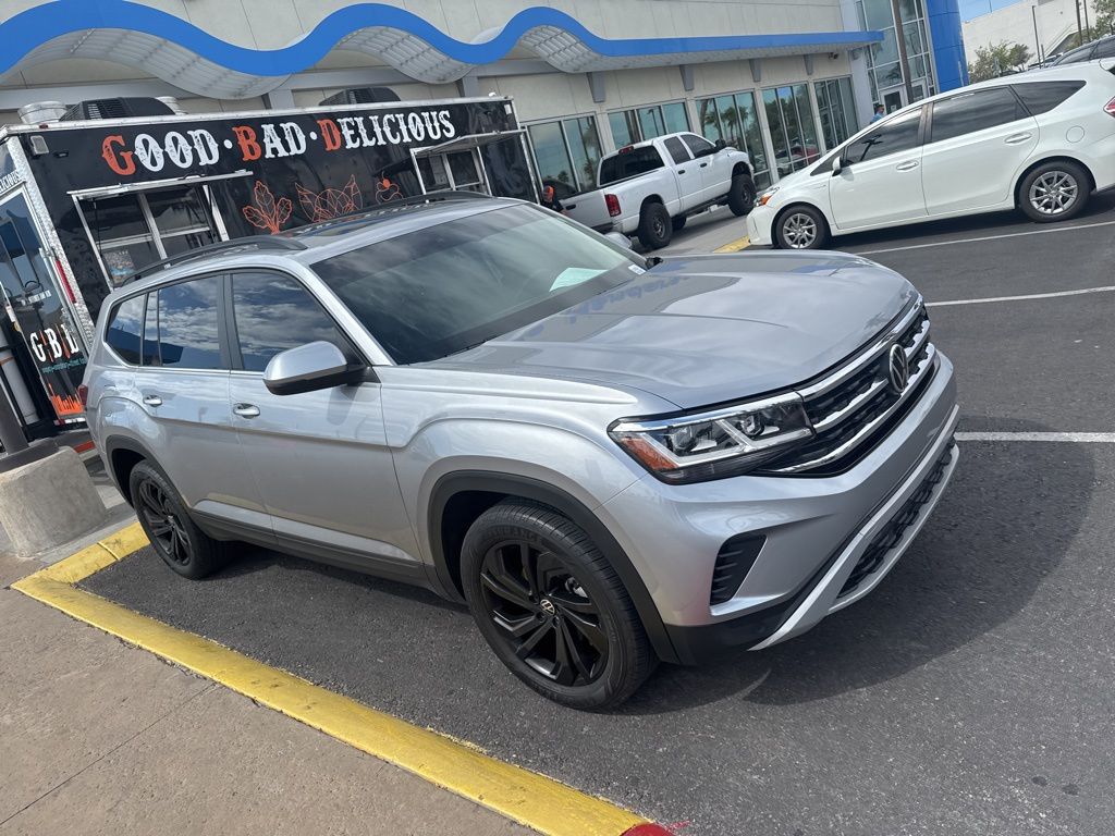 2022 Volkswagen Atlas 2.0T SE w/Technology photo
