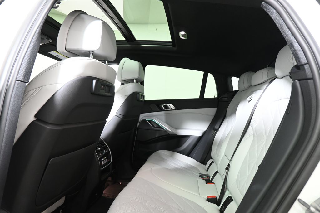 Thumbnail: 2023 BMW X6 - 5