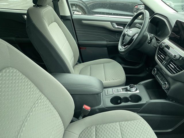 2021 Ford Escape SE 6