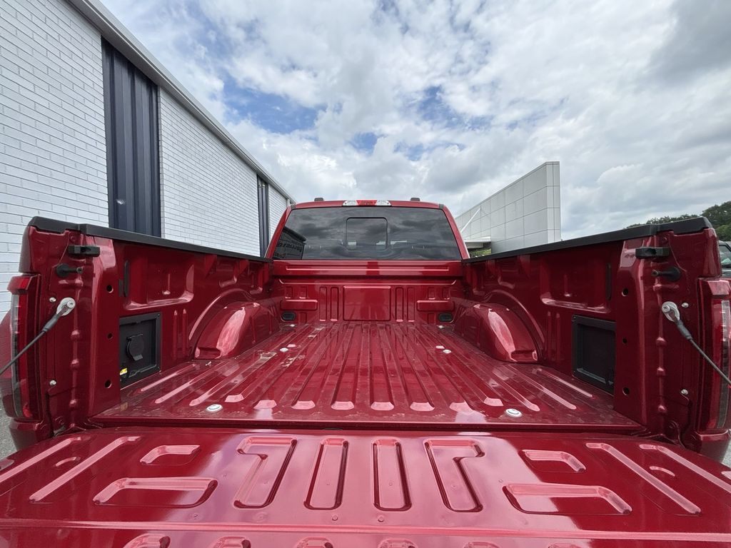 New 2026 Ruby Red Metallic Tinted Clearcoat Ford XLT image 21