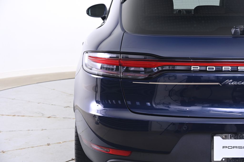 Thumbnail: 2021 Porsche Macan - 13