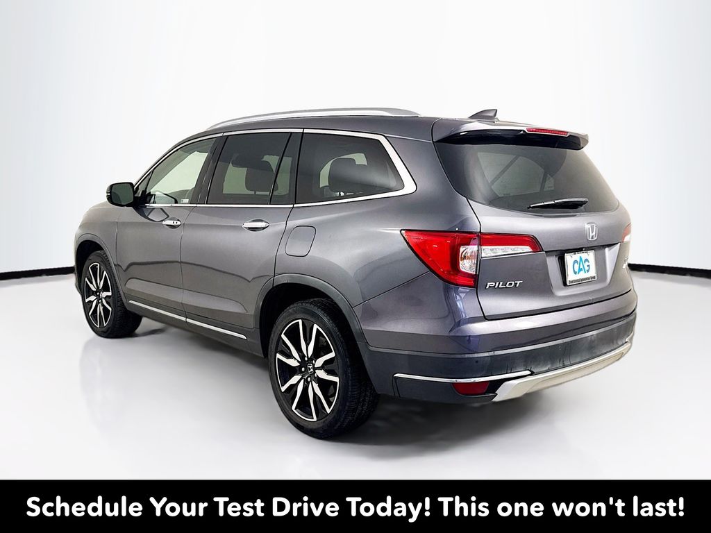 Used Car 2022 Honda Pilot  Touring For Sale Under $30,000 In Austin, Texas
