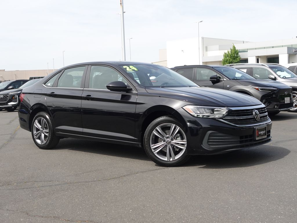 Used 2024  Volkswagen 1.5T SE image 6