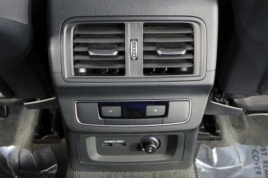 Thumbnail: 2023 Audi Q5 - 24