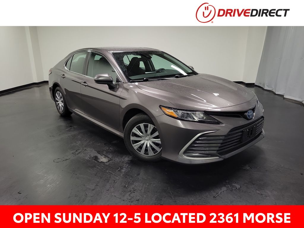 2022 Toyota Camry Hybrid