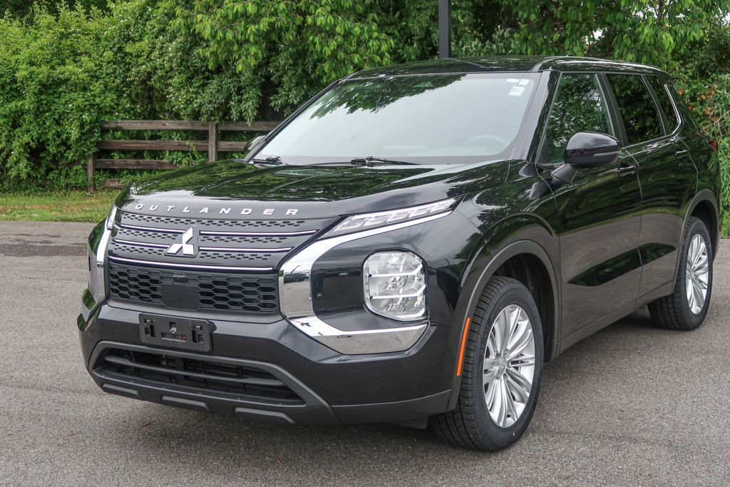 2024 Mitsubishi Outlander ES 2.5 S-AWC