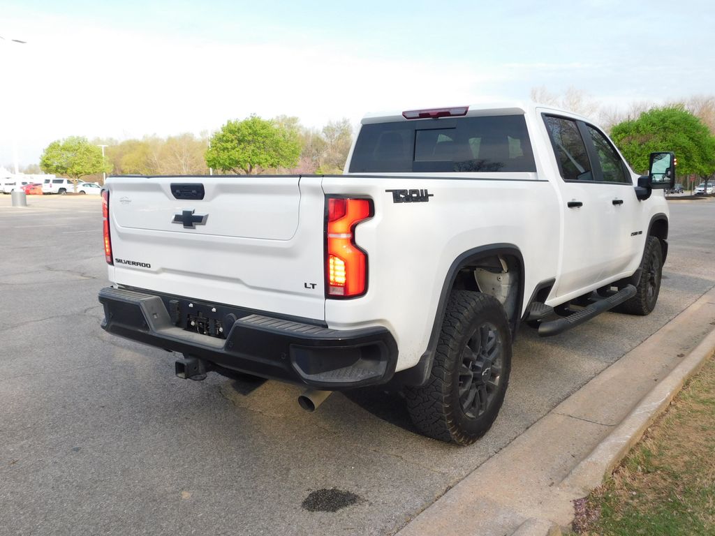 Thumbnail: 2026 Chevrolet Silverado 2500 - 4