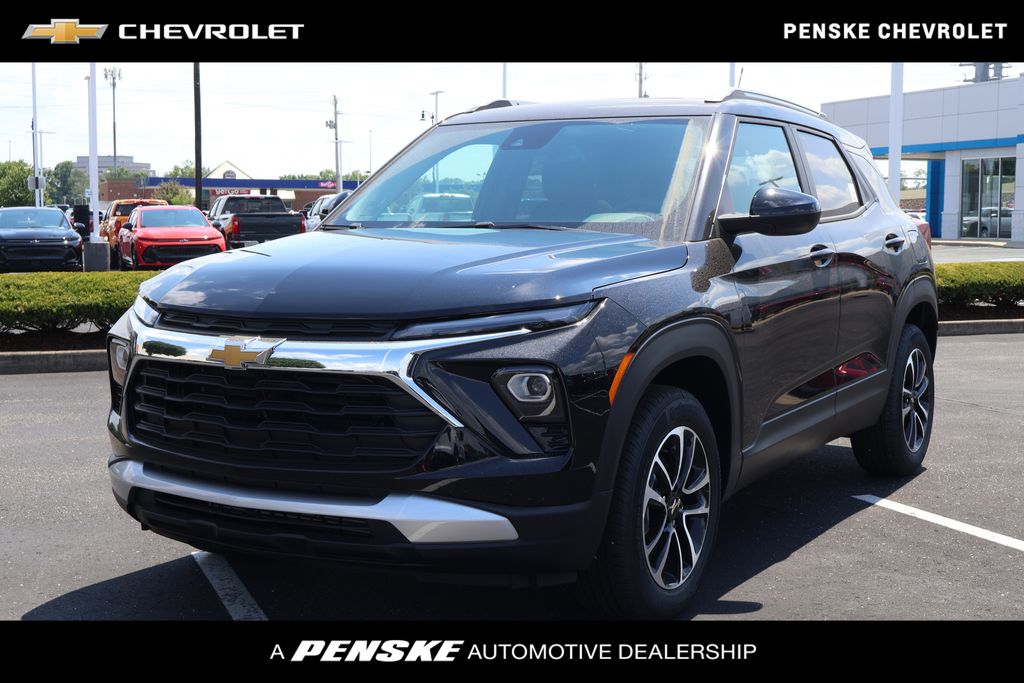 Thumbnail: 2026 Chevrolet TrailBlazer - 1