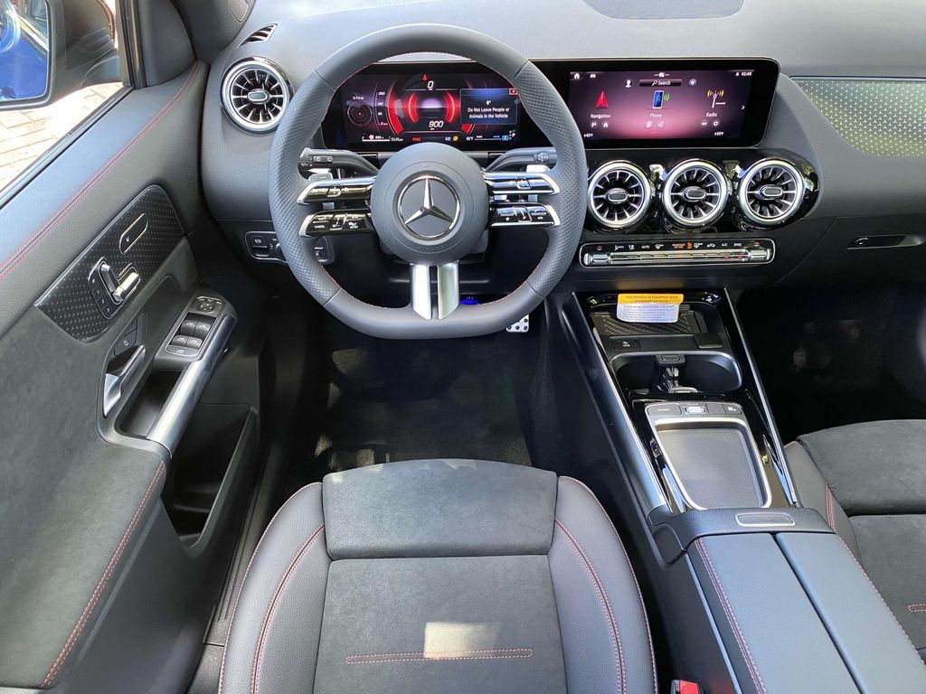 Thumbnail: 2025 Mercedes-Benz GLA - 22