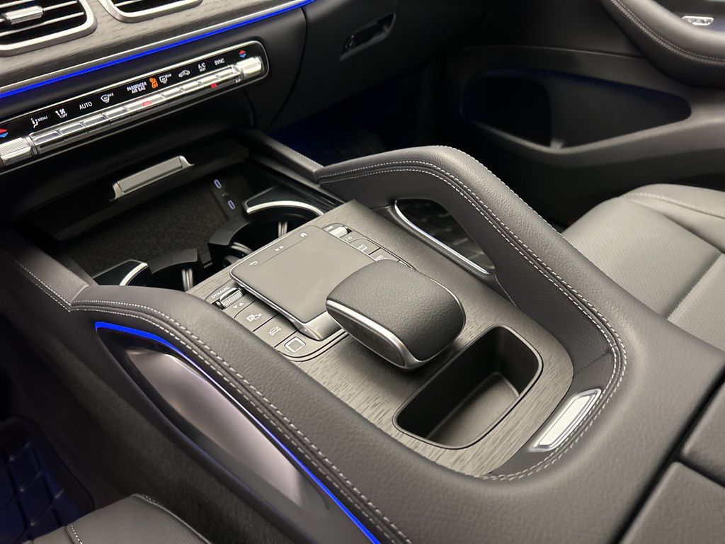 Thumbnail: 2026 Mercedes-Benz GLE - 19