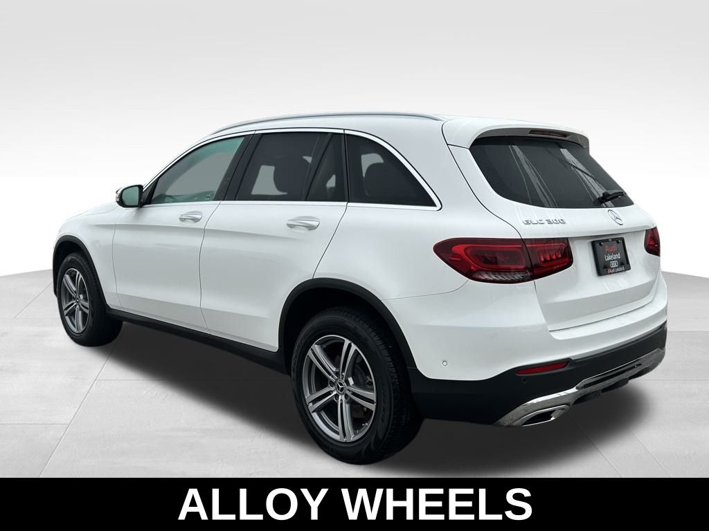 Used 2022  Mercedes-Benz GLC 300 image 3
