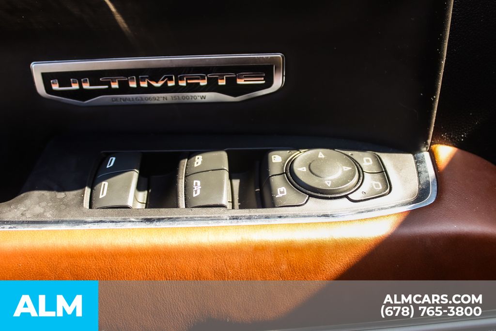 Used 2022 Black GMC Denali Ultimate image 39