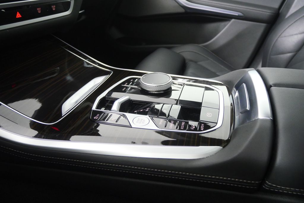 Thumbnail: 2025 BMW X5 - 28