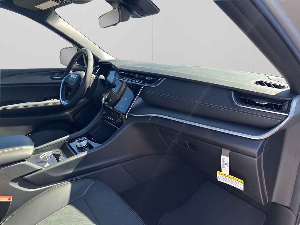 New Car 2025 Jeep Grand Cherokee  For Sale Under $35,000 In Austin, Texas