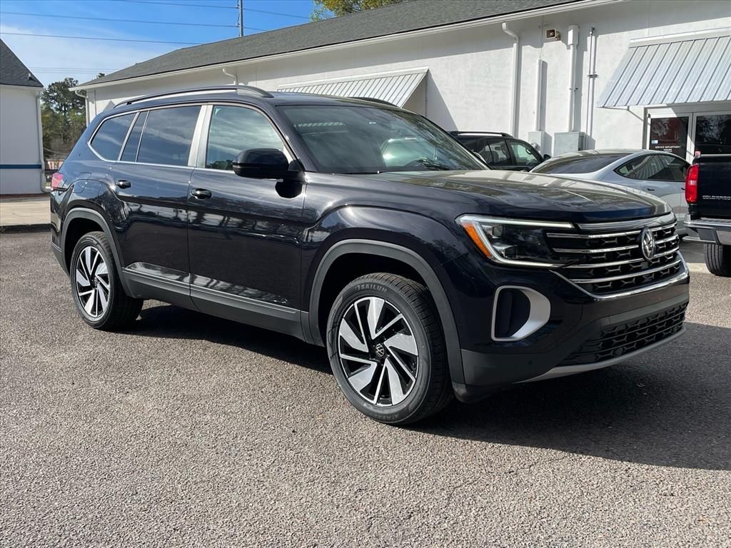 2025 Volkswagen Atlas SE FWD with Technology
