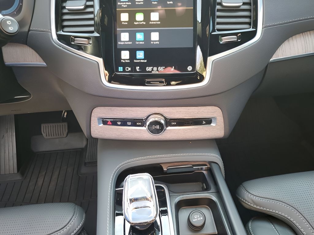Used Car 2024 Volvo Xc90 Recharge Plug-in Hybrid  Ultimate For Sale Under $60,000 In Austin, Texas