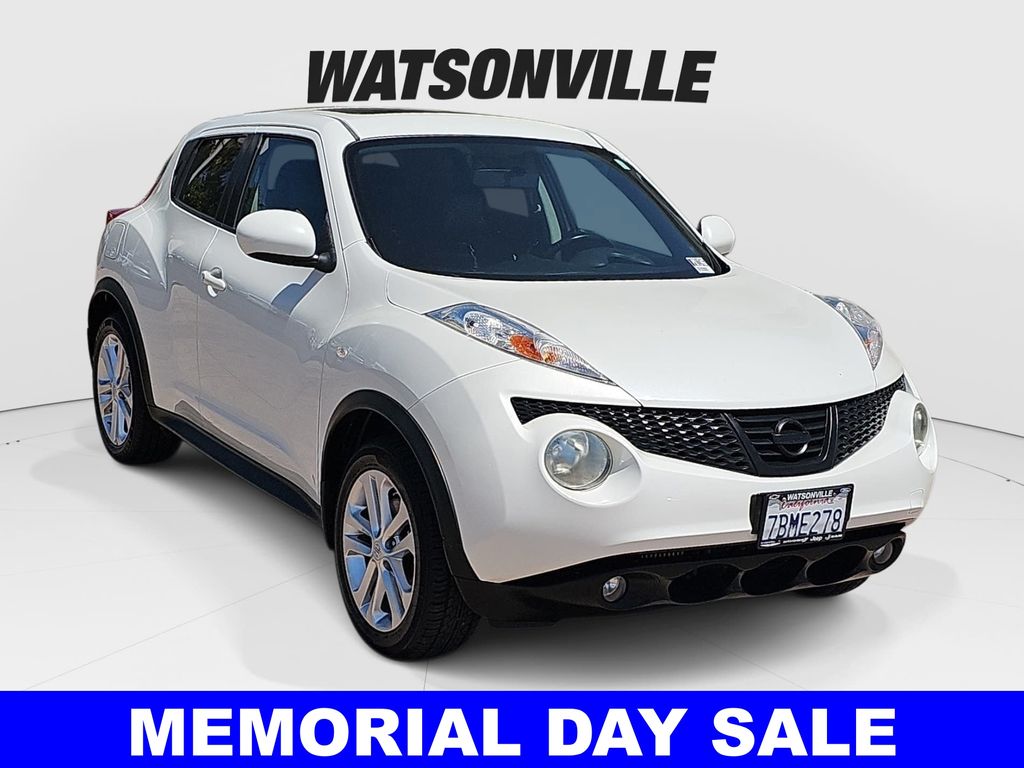 Pearl White Metallic 2013 Nissan Juke SL AWD SUV / Crossover All-Wheel Drive Continuously Variable Transmission
