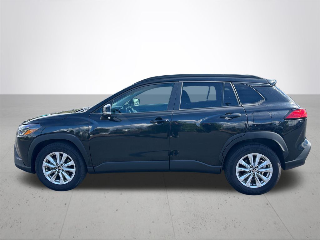 2024 Toyota Corolla Cross LE