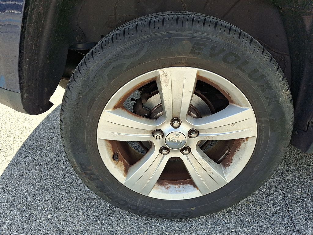 2016 Jeep Compass — photo 9