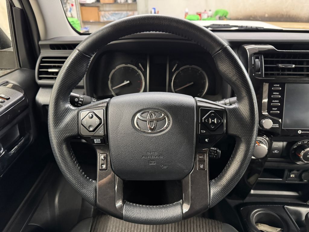 2024 Toyota 4Runner TRD Off-Road