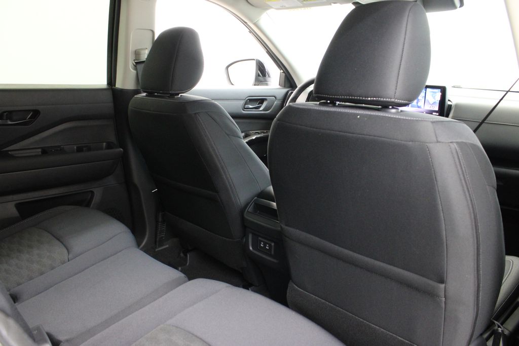new 2026 Nissan Pathfinder car, priced at $39,010