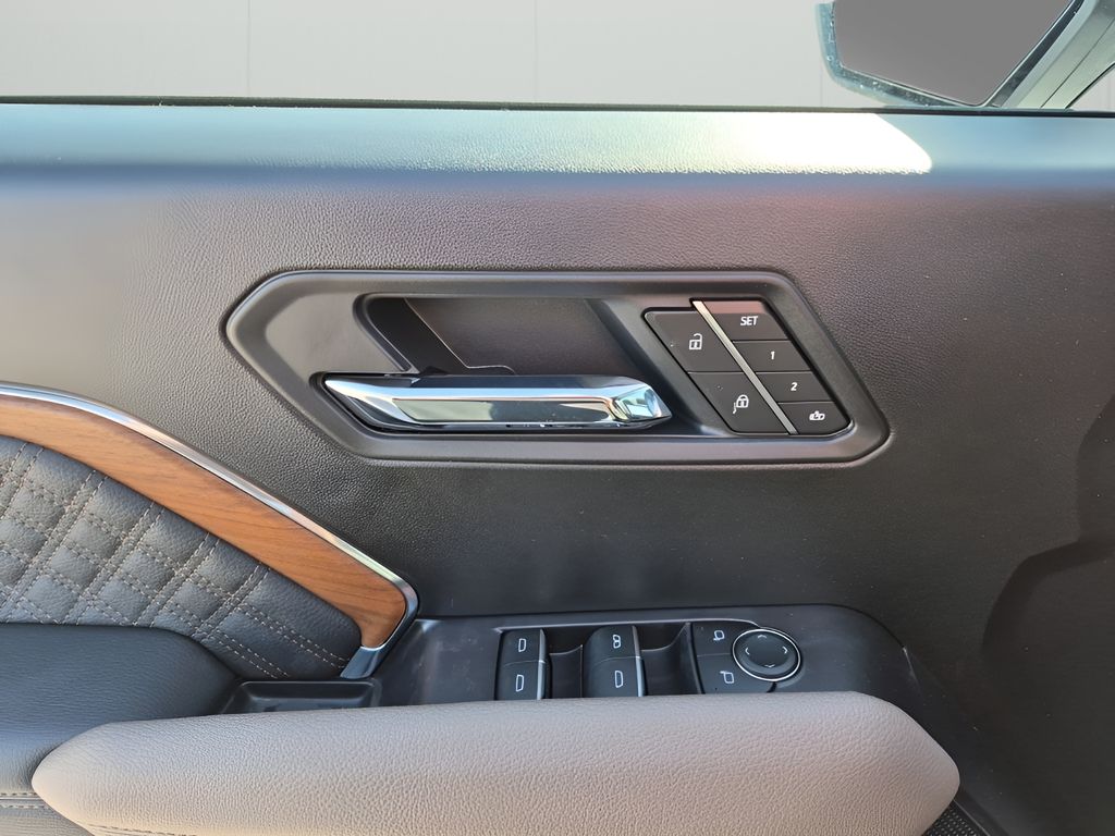 New 2026 White GMC Denali image 27