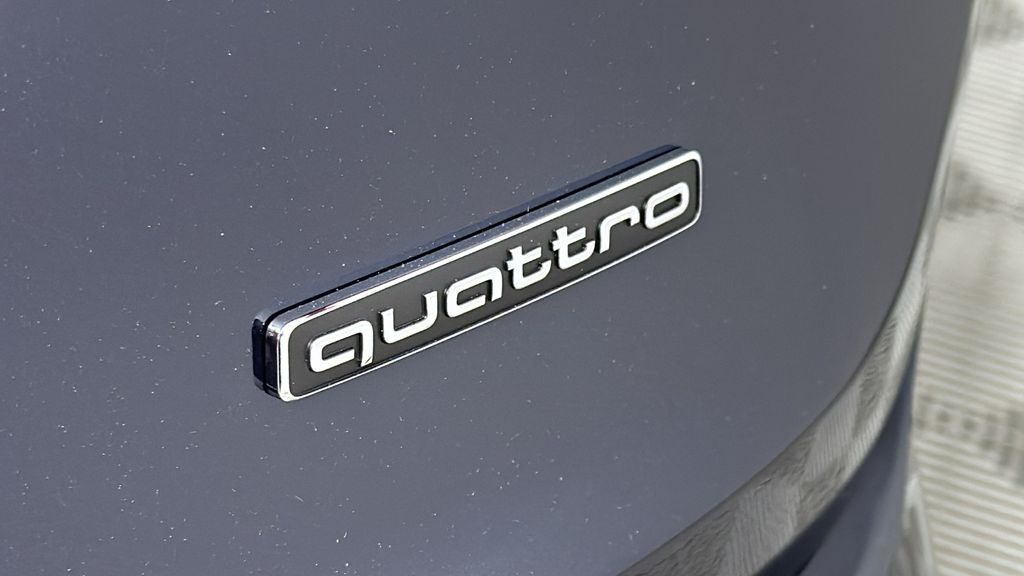 2025 Audi Q7  10