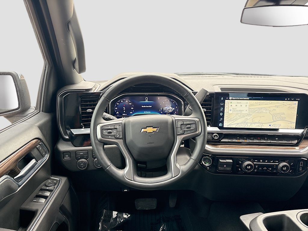 Used 2025 Gray Chevrolet LT image 22