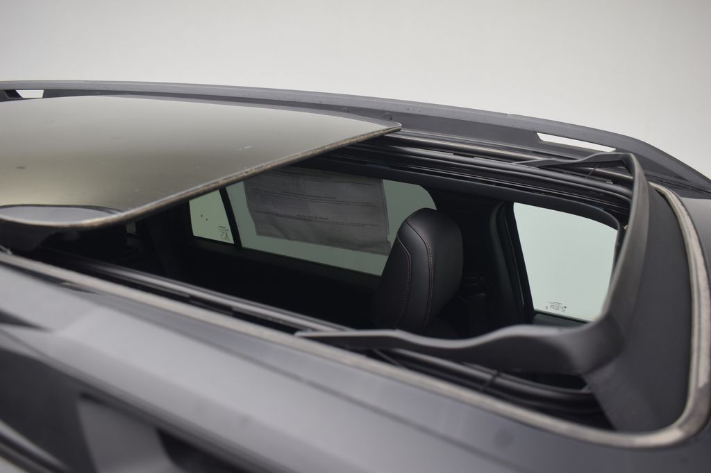 new 2026 Jeep Cherokee car, priced at $45,653