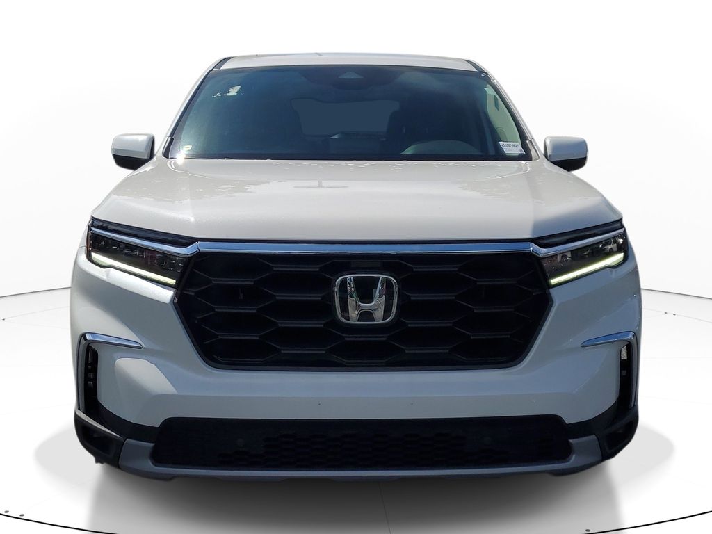 Used 2025 Honda Pilot SUV