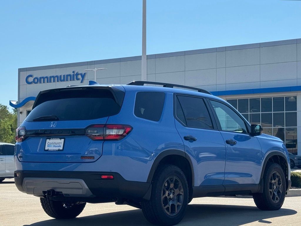 2025 Honda Pilot TrailSport Blue at Community Honda