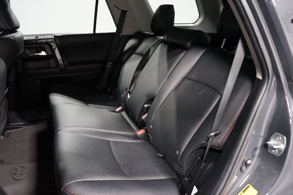 Thumbnail: 2024 Toyota 4Runner - 31